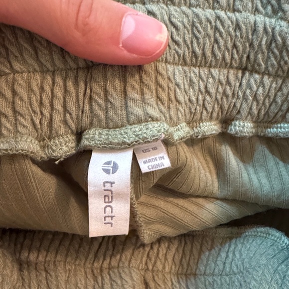 Tractr Ribbed Drawstring Shorts - Sage - Picture 3 of 3